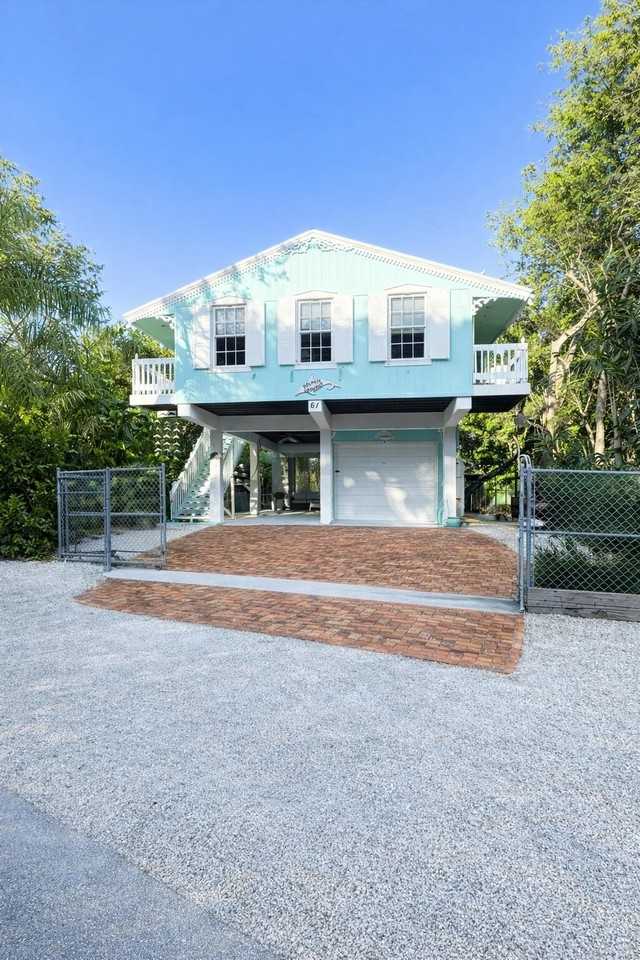 61 Central Ave - Photo 2 of 24