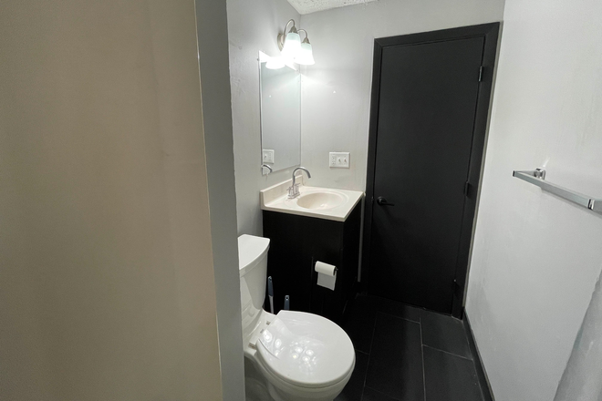 1645 Coolidge Road #1645 - Photo 3 of 17