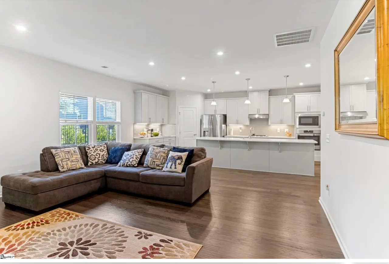 500 Briar Oaks Ln #1 - Photo 6 of 33