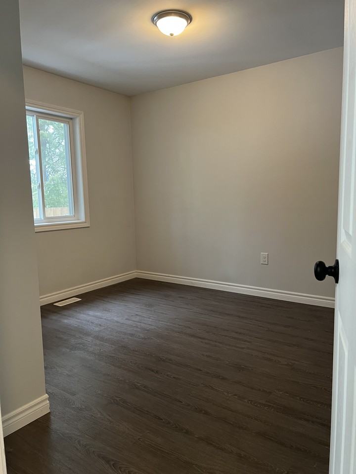 304 Little Ave #D - Photo 5 of 8