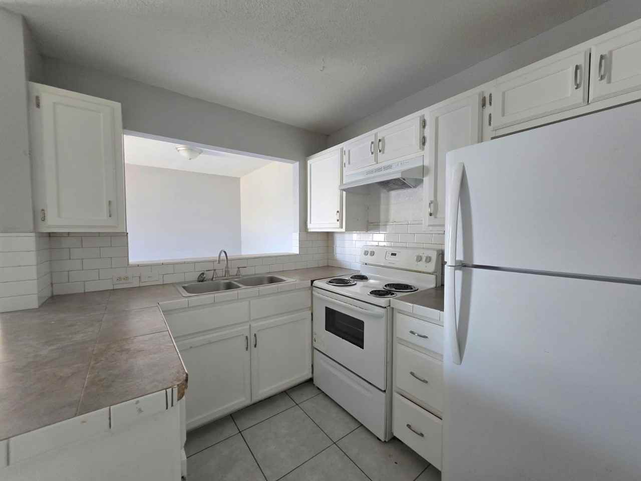 6200 North 11th Street - 48 - UD #48UD - Photo 3 of 7