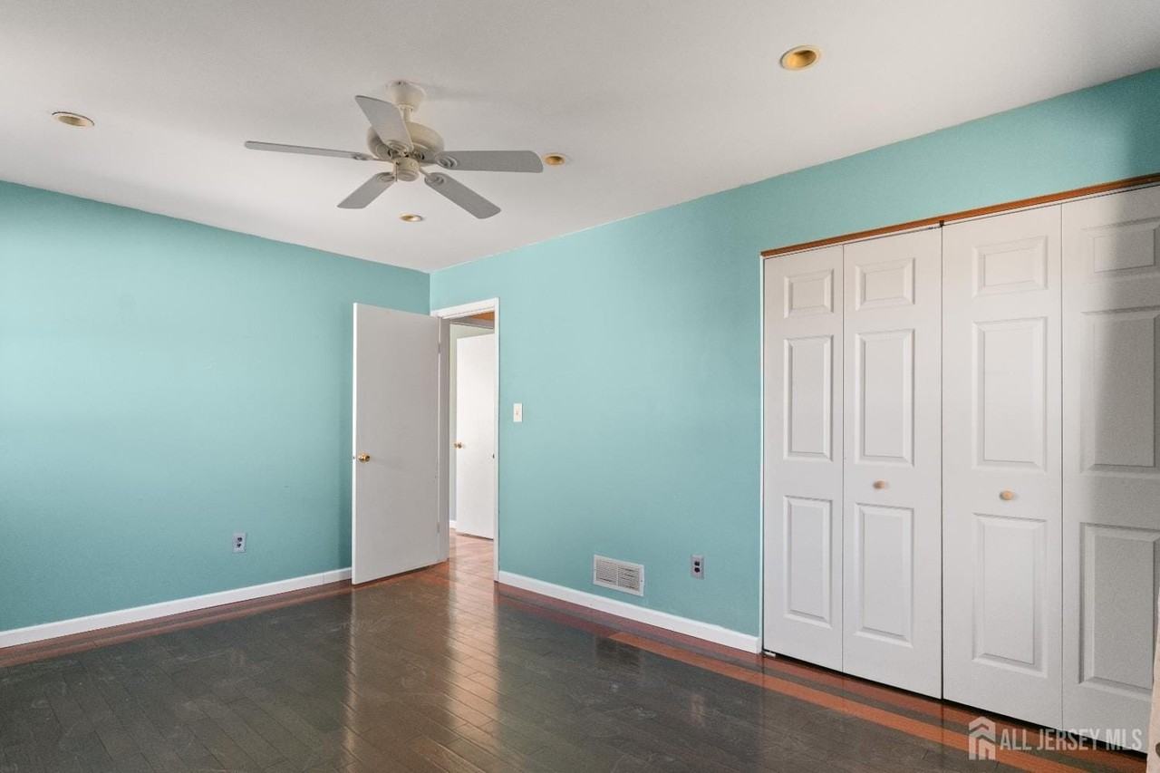 12 Mershon Ln - Photo 5 of 23