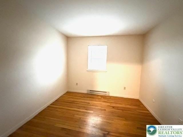 5742 Greens Dr - Photo 7 of 13