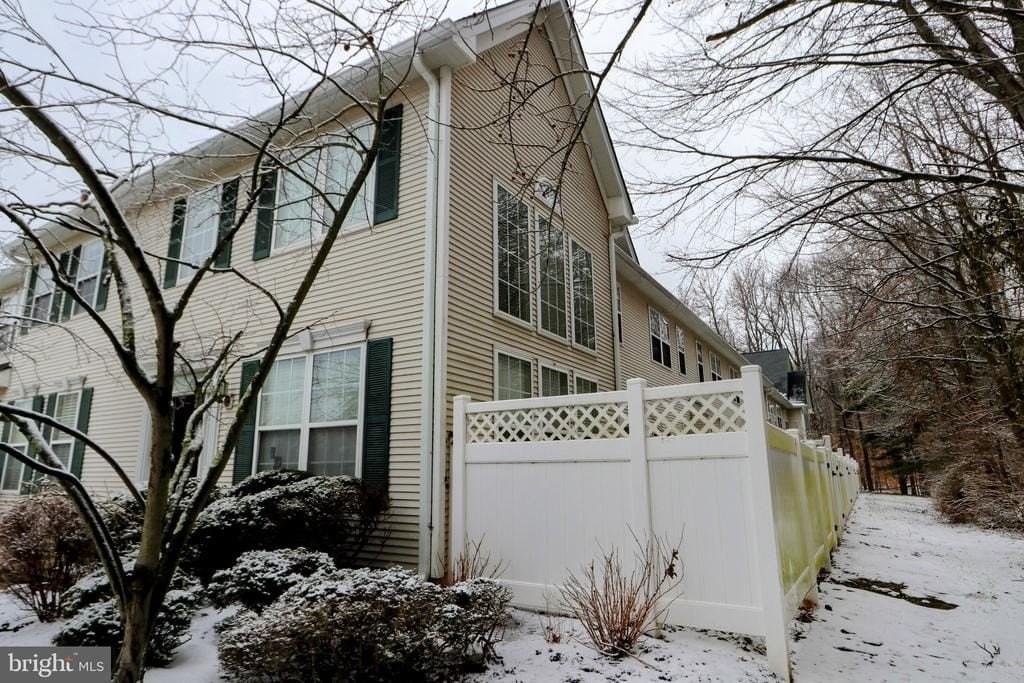 34 Windsor Pond Rd - Photo 3 of 13