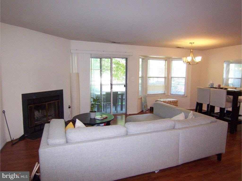 102 Sequoia Ct #3 - Photo 4 of 15