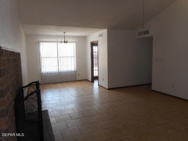 1860 Sonoma Pl - Photo 7 of 32