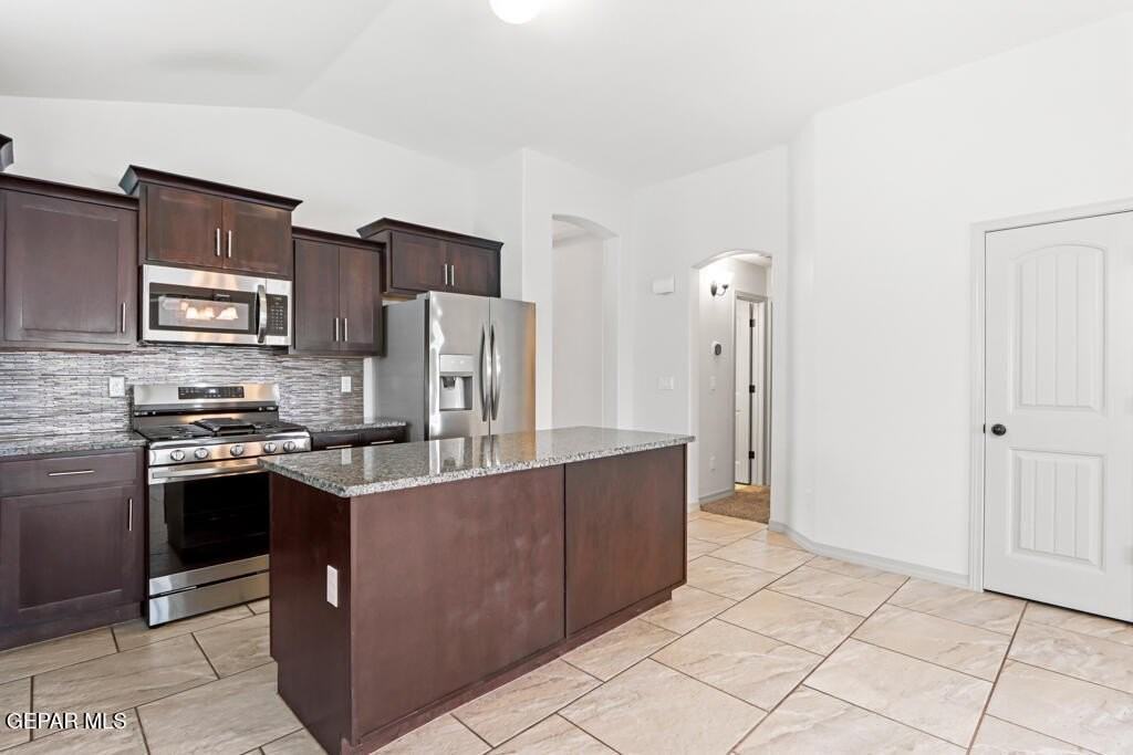 12235 Joaquin Roman Ln - Photo 5 of 31