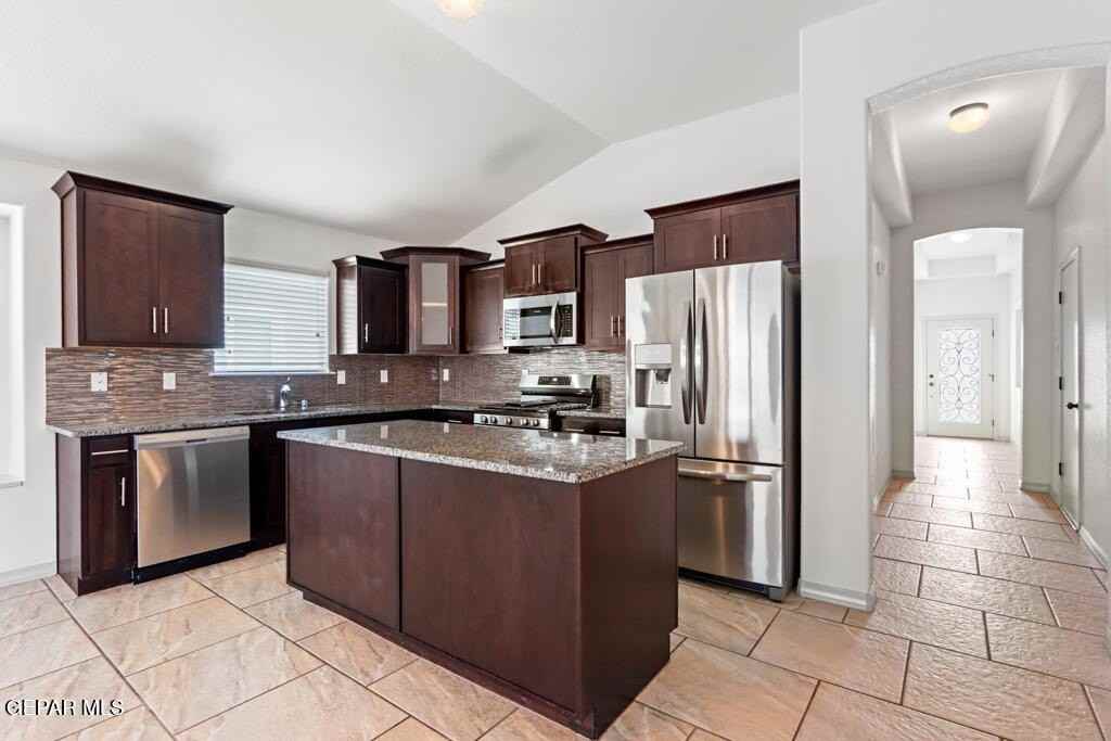 12235 Joaquin Roman Ln - Photo 6 of 31