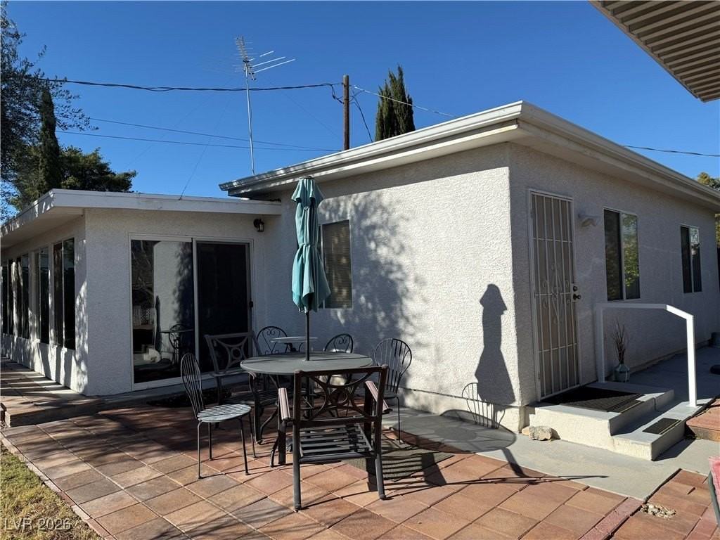 2045 S Tenaya Way - Photo 2 of 21