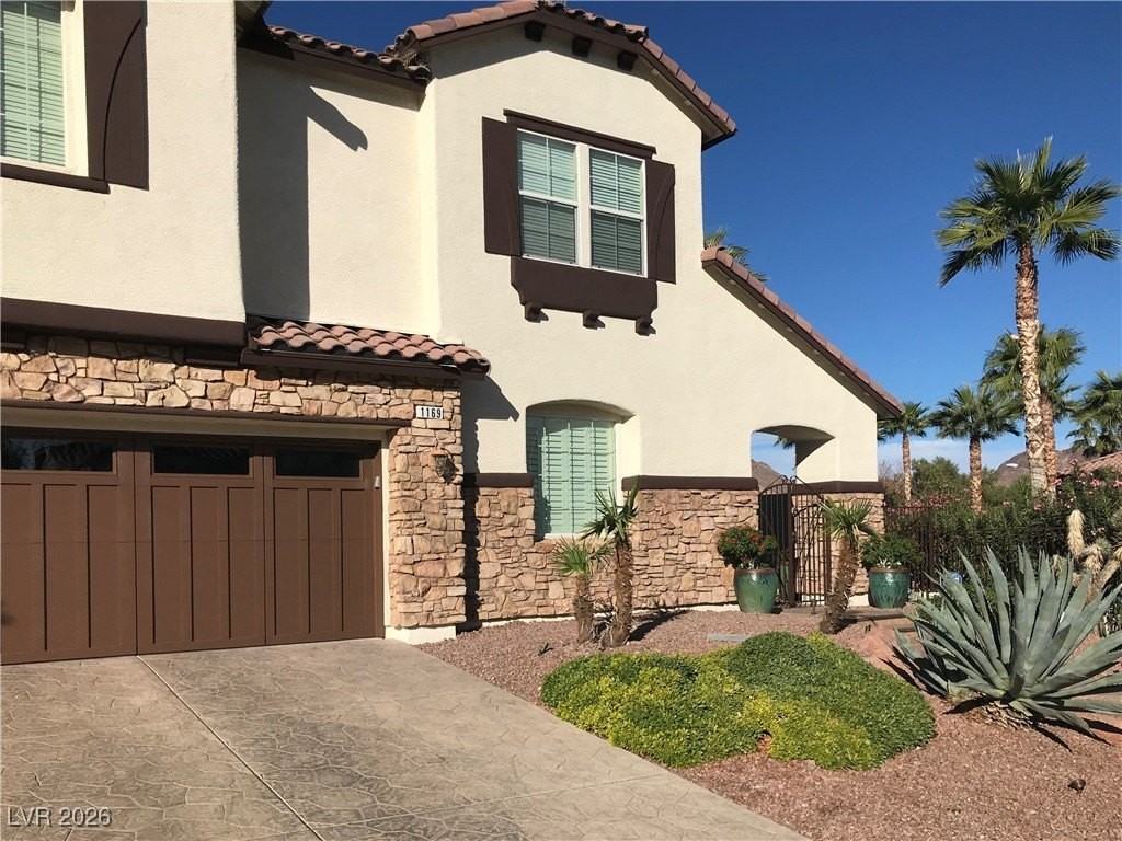 1169 Midori St - Photo 3 of 50