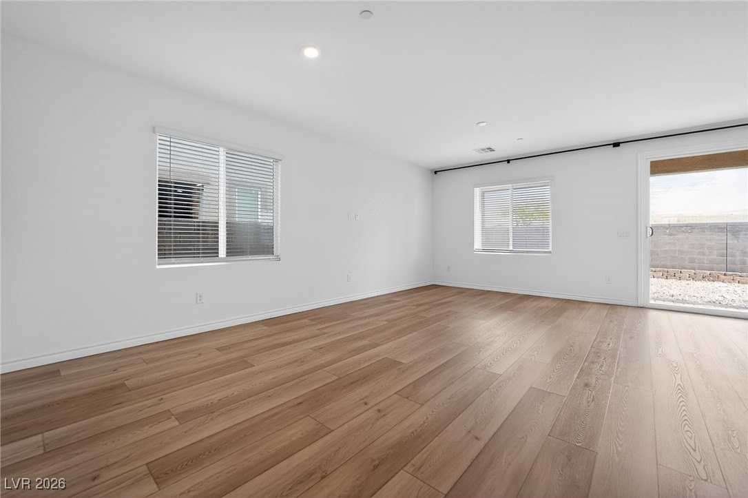 9696 Abel Cliff St - Photo 2 of 15