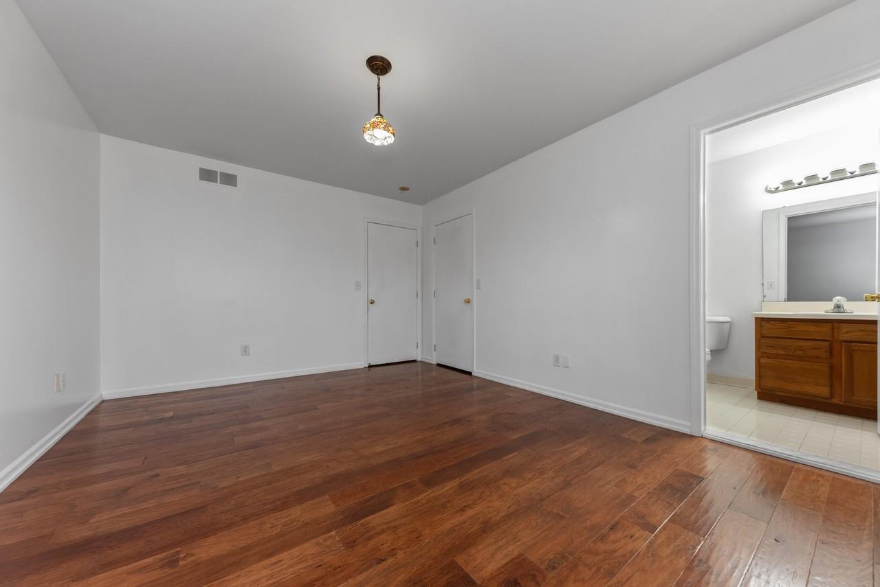 38391 Churchill Ln - Photo 7 of 17