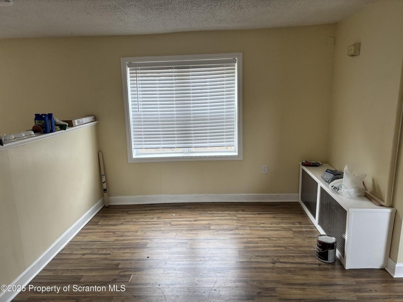 316 John St - Photo 5 of 19