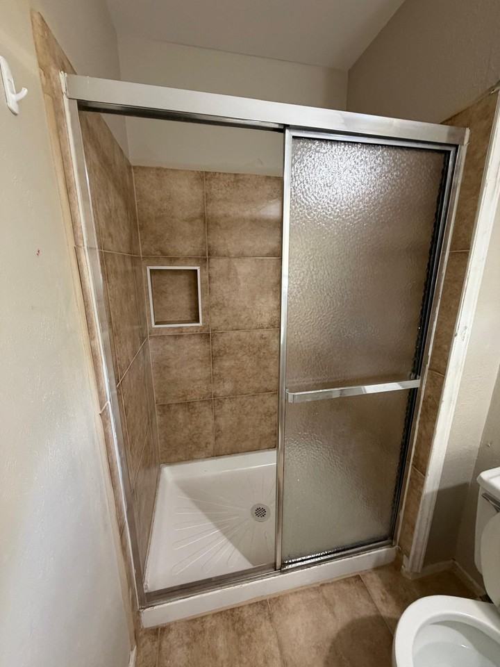 3304 Hanover Dr #1 - Photo 4 of 9