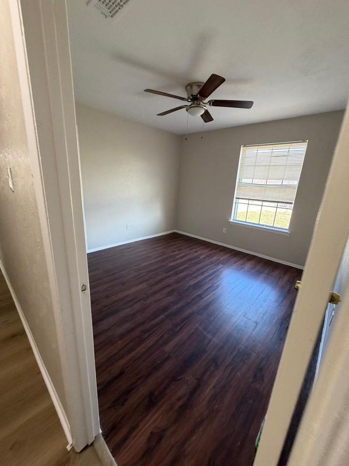 3304 Hanover Dr #1 - Photo 6 of 9