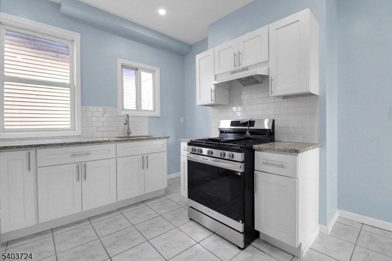 144 Montgomery Ave - Photo 3 of 22