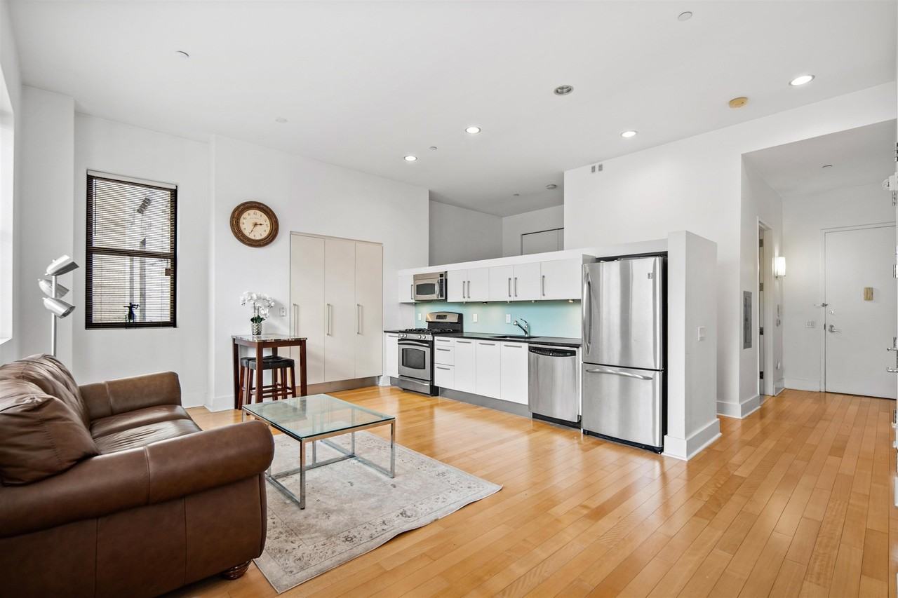 4 Beacon Way #15 - Photo 5 of 20