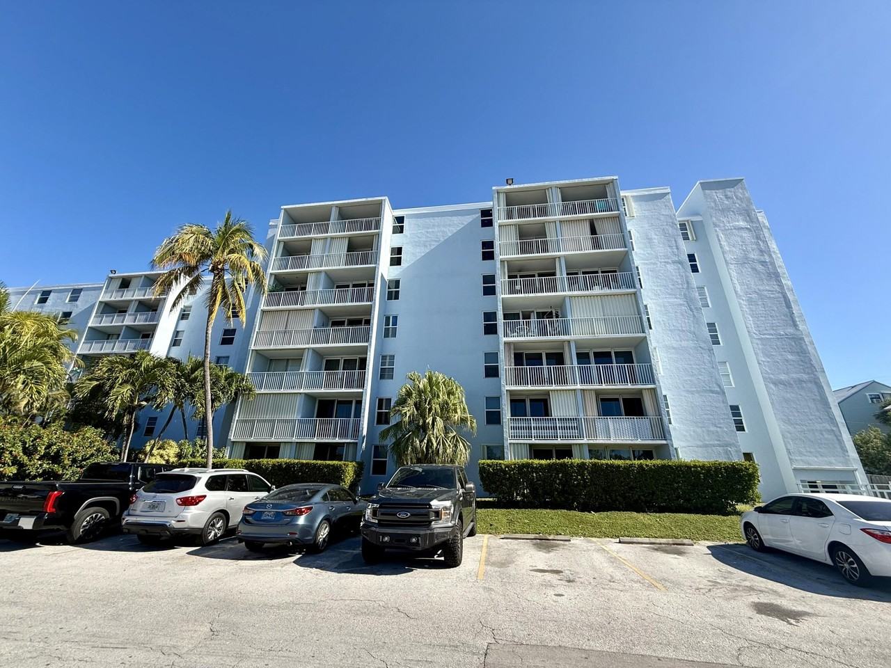 3312 Northside Dr #316 - Photo 2 of 19