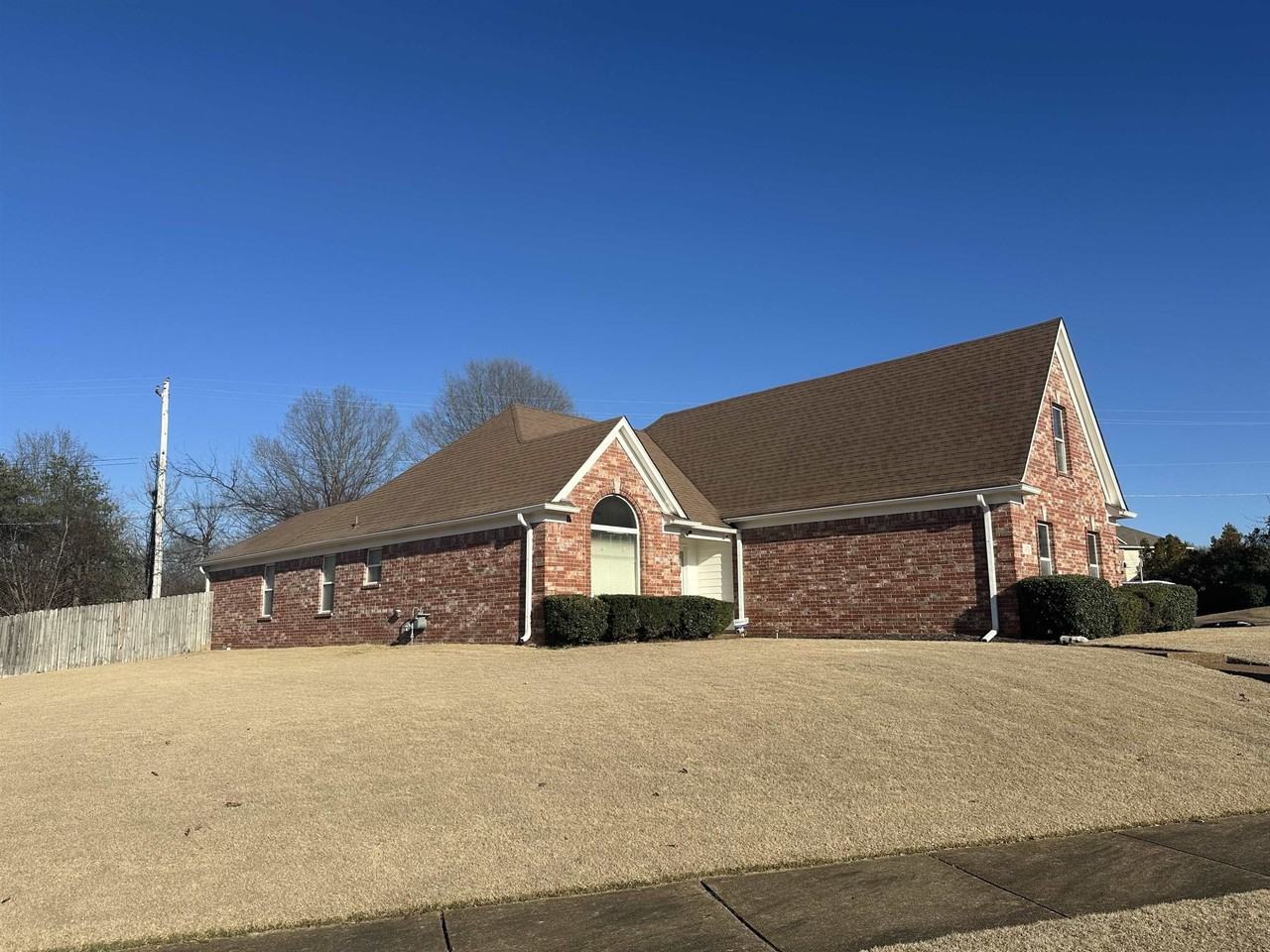 1470 Siskin Dr - Photo 3 of 3