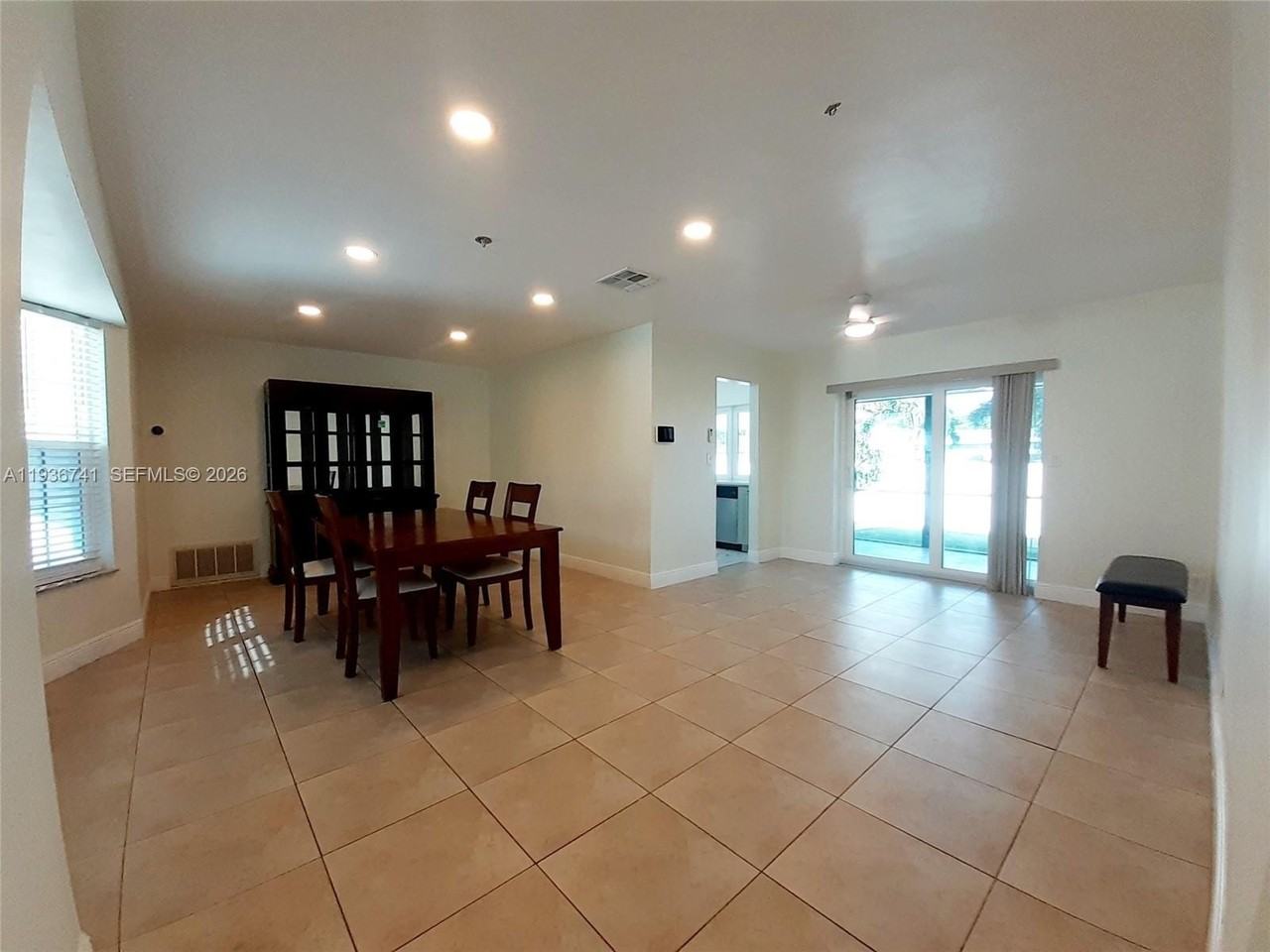 2109 N Park Rd - Photo 6 of 40