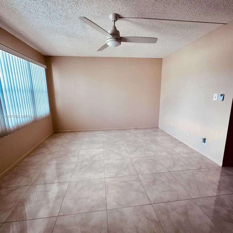 400 Sw 134th Way #107F - Photo 2 of 25