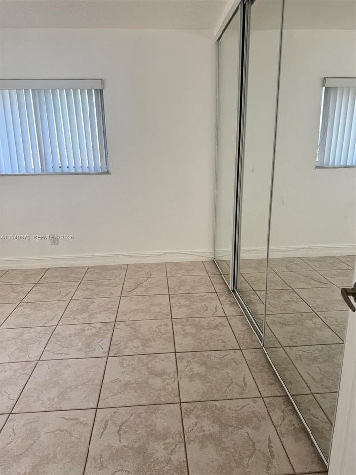 7910 Taft St #309 - Photo 6 of 10