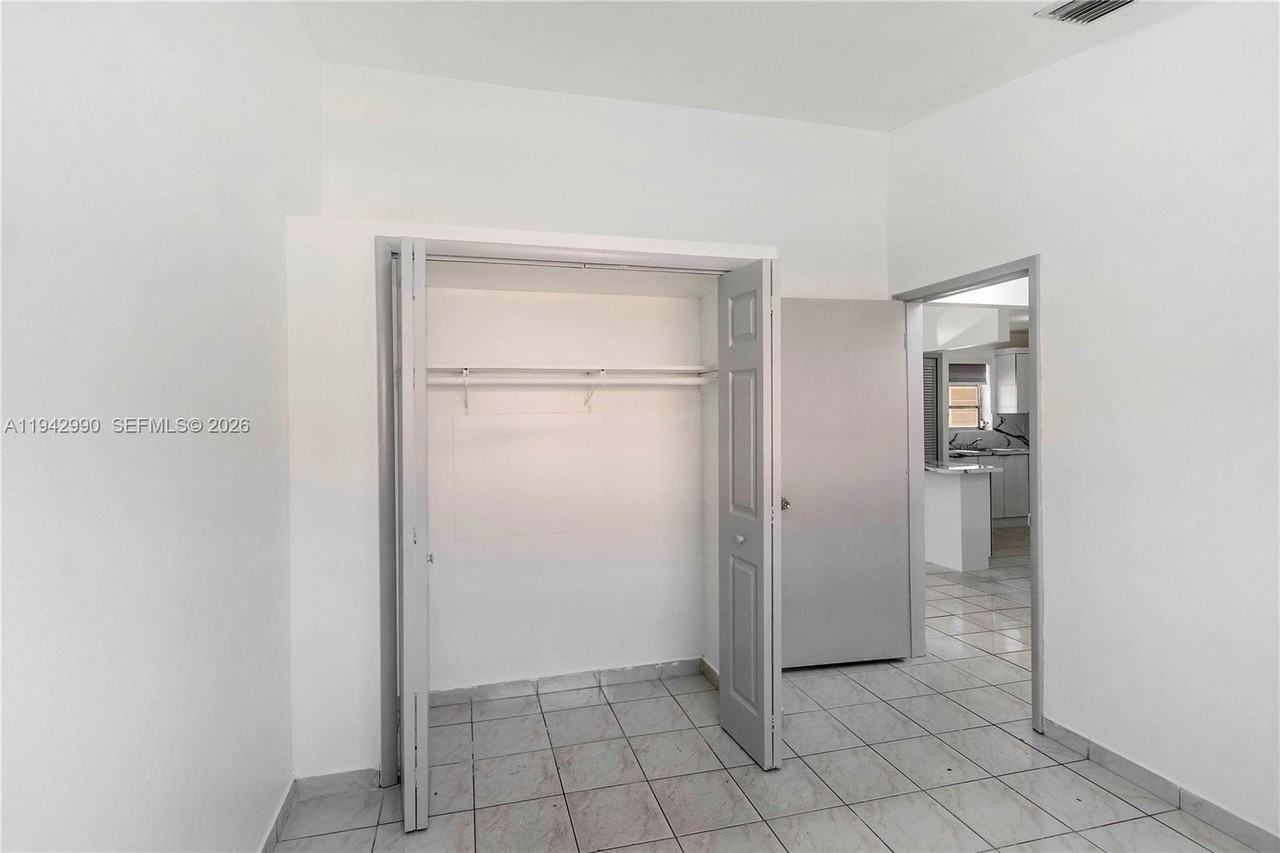 642 E 2nd Ave #A - Photo 7 of 14