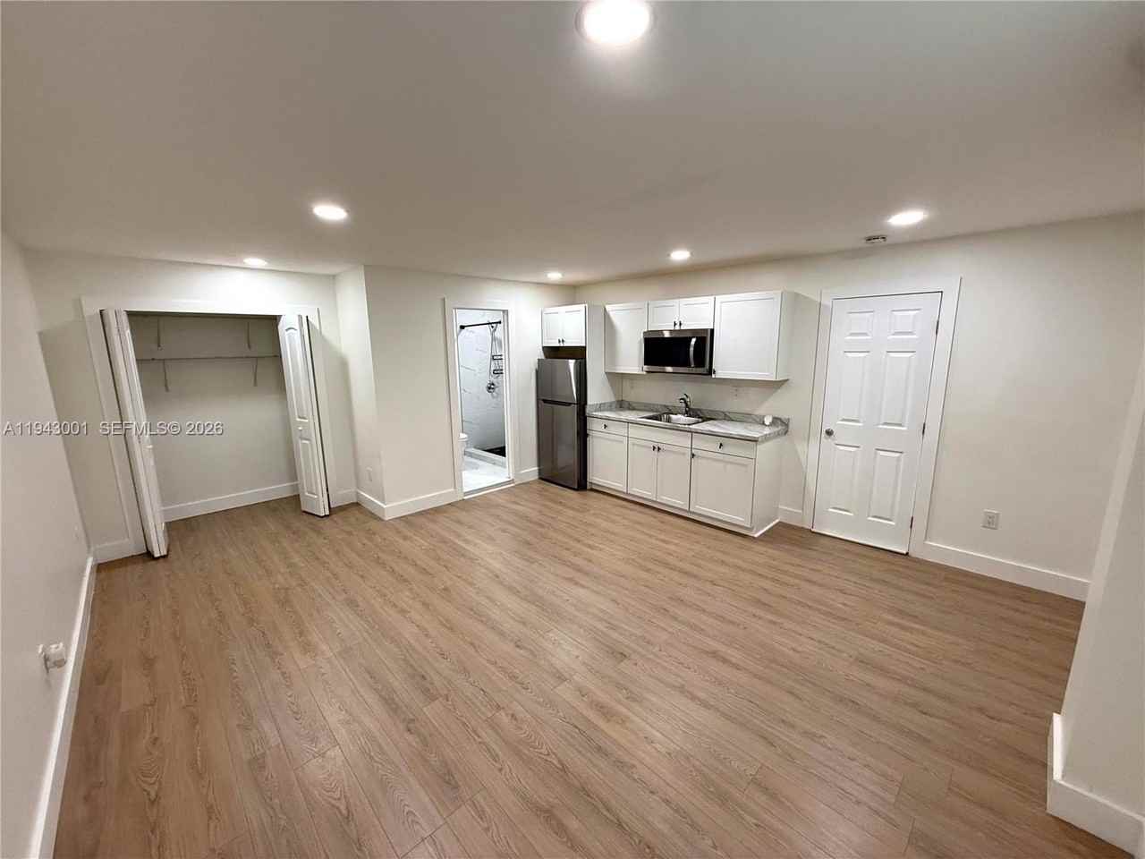 2120 Sw 83rd Ave #0 - Photo 4 of 8