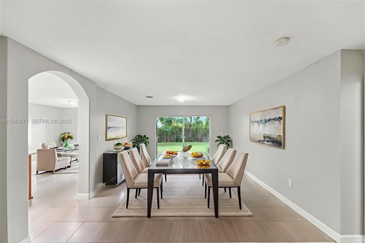 25355 Sw 135th Ct - Photo 3 of 32