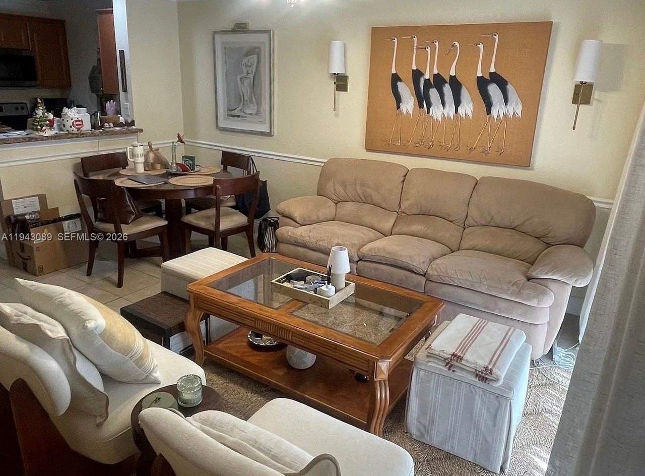 10820 N Kendall Dr #S4 - Photo 4 of 18