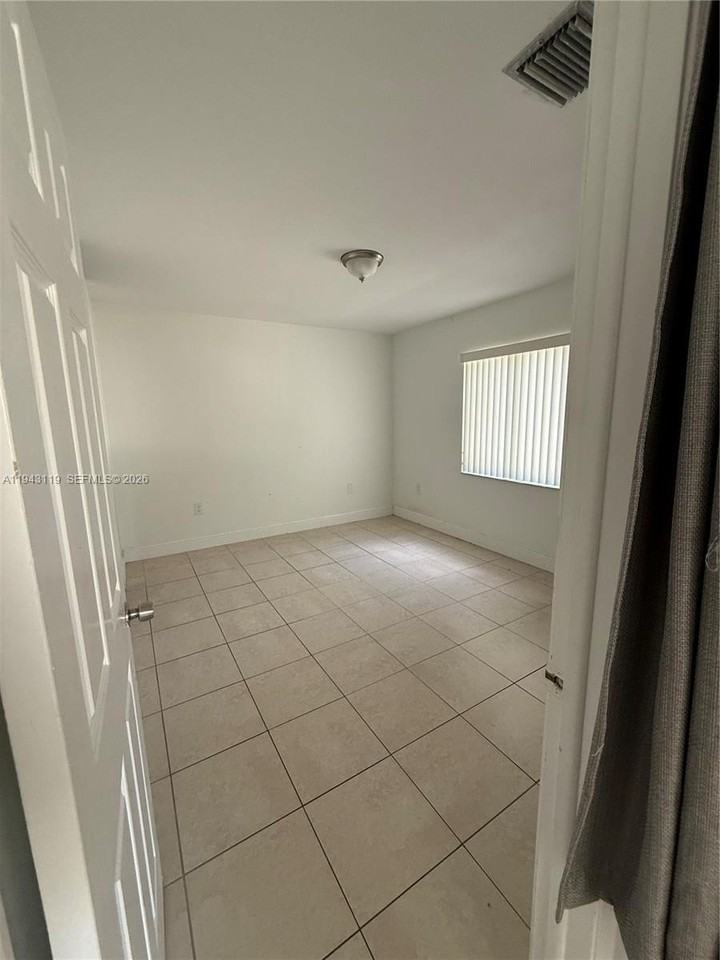 8811 Sw 123rd Ct #202-1 - Photo 7 of 9