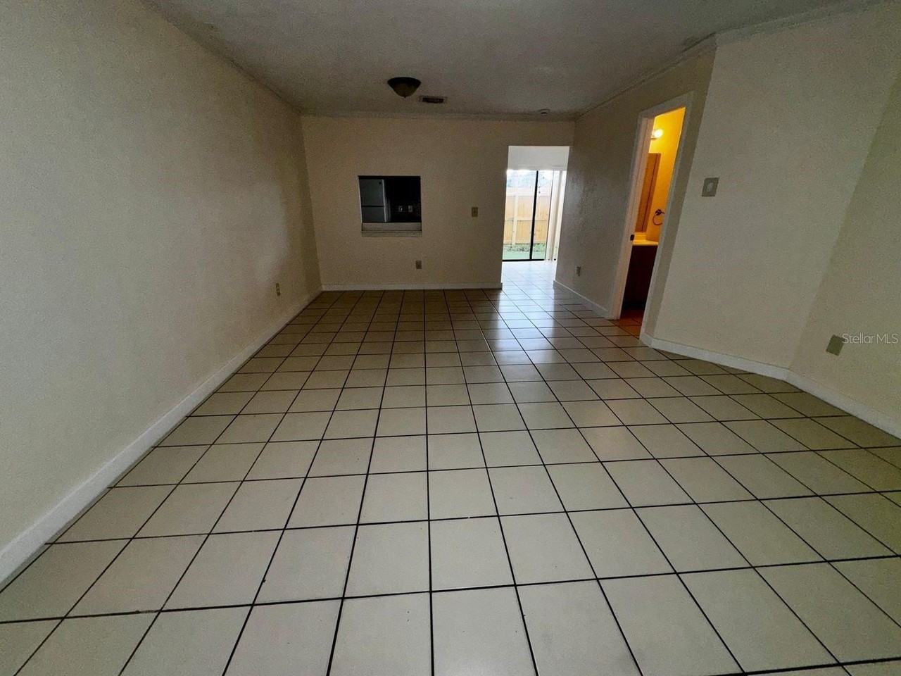 6246 S Bend Sq #16 - Photo 3 of 19