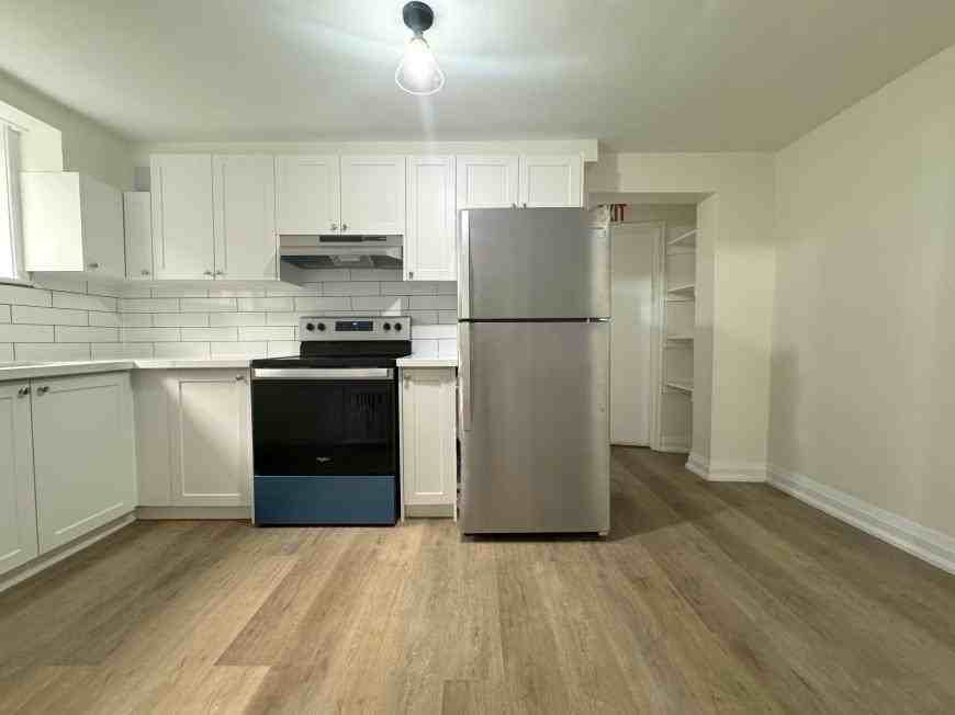 155 Stanley Ave - Photo 3 of 10