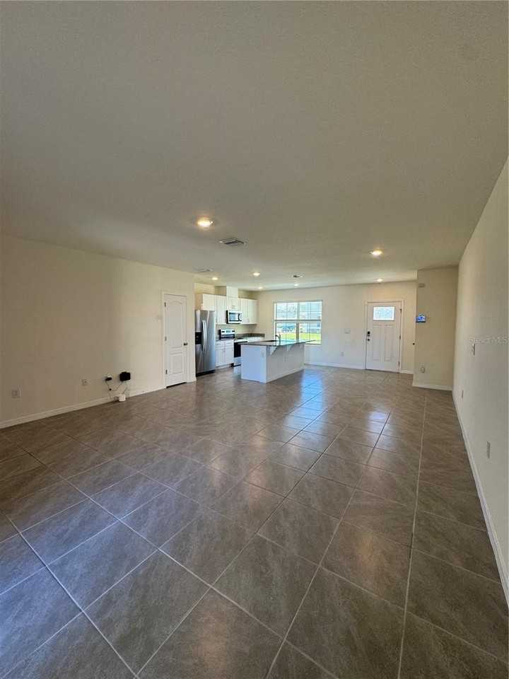 1659 Bitteroot St - Photo 5 of 18