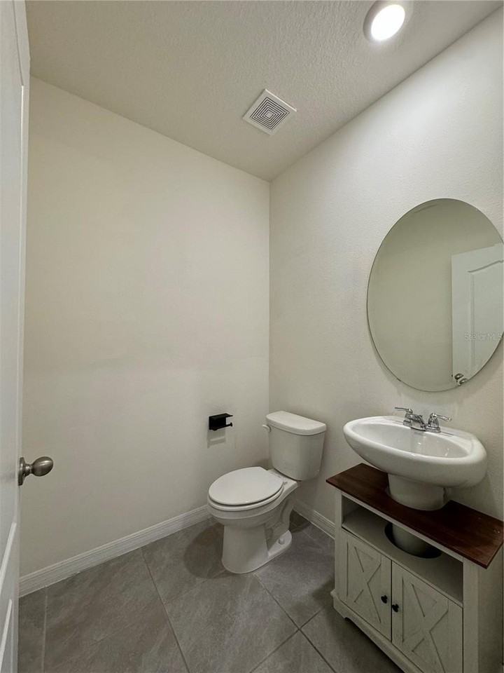 1659 Bitteroot St - Photo 6 of 18