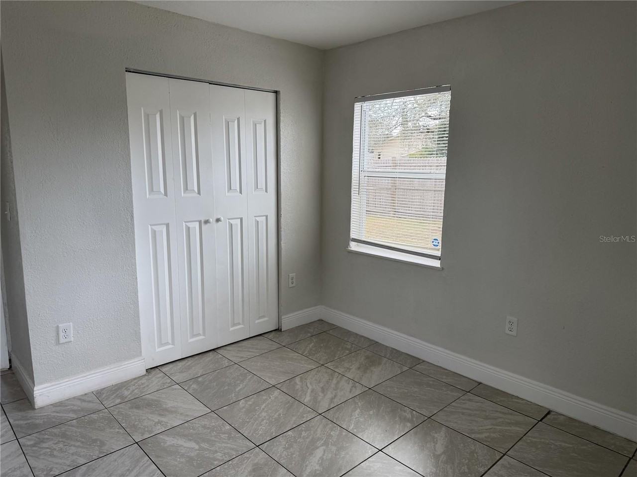 1112 Martin St - Photo 3 of 21