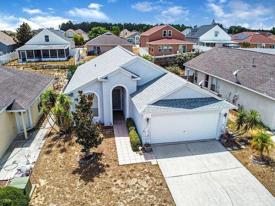 205 Nicholson Dr - Photo 2 of 14