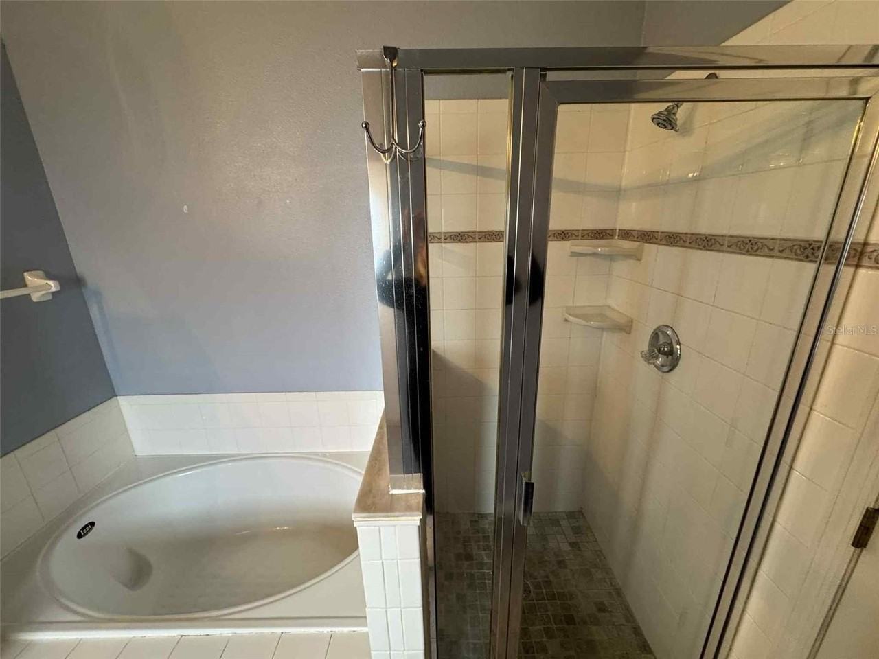 205 Nicholson Dr - Photo 7 of 14