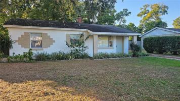 featured image of 1413 S Warren Ave