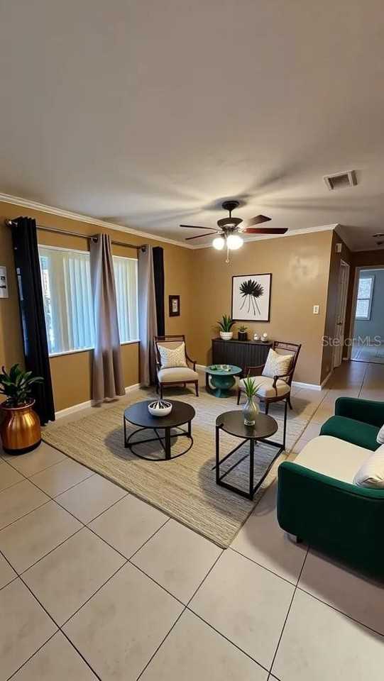 1413 S Warren Ave - Photo 2 of 17