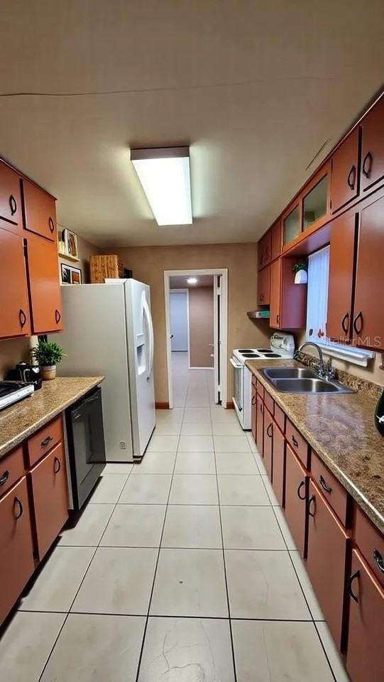 1413 S Warren Ave - Photo 3 of 17