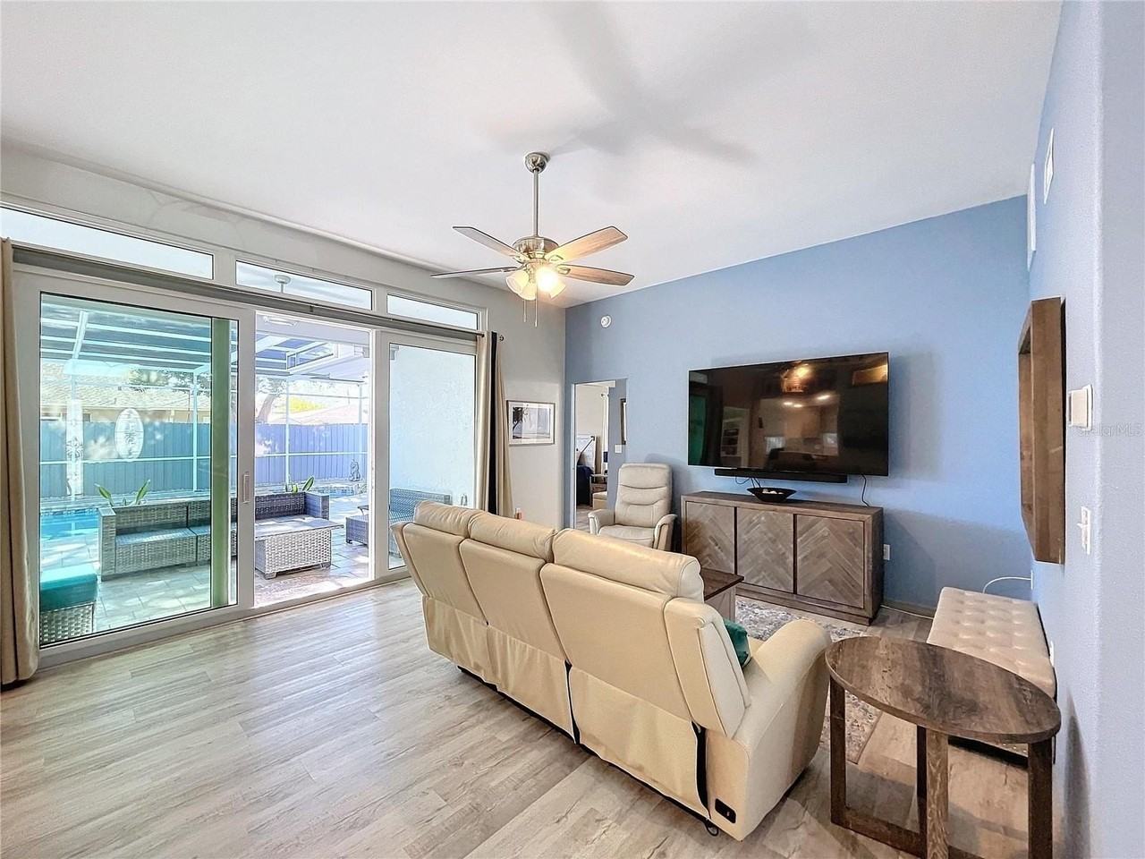 4908 Harbor Woods Dr - Photo 7 of 50