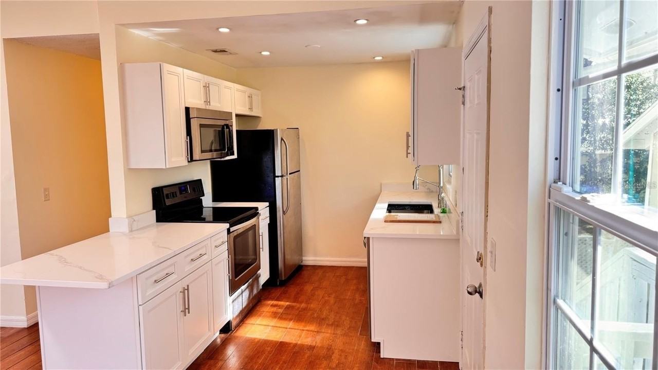 7406 Ardenwood St - Photo 3 of 4