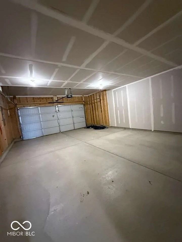 6871 Seabiscuit Rd - Photo 7 of 49