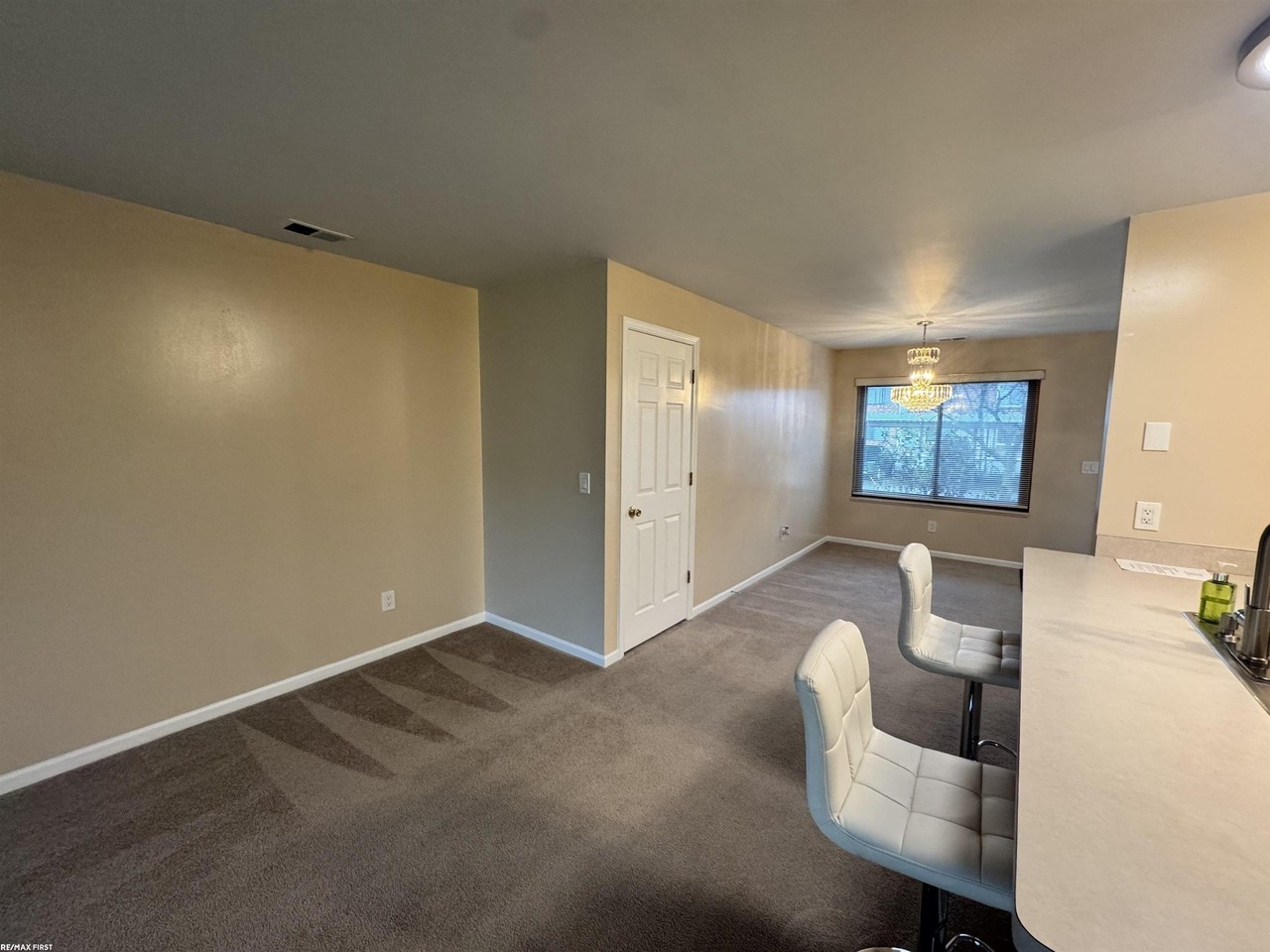 30663 Hidden Pines Ln - Photo 7 of 21