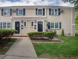 featured image of 6751 223rd Pl 1st Fl #1stFL