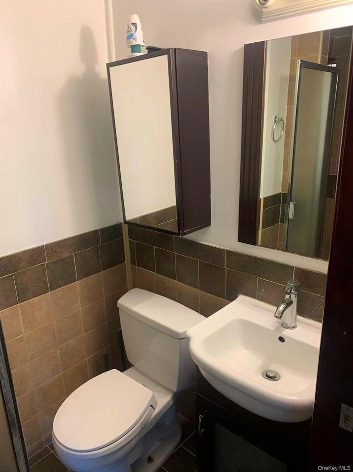 7923 149th St Unit 1fl #1FL - Photo 4 of 6