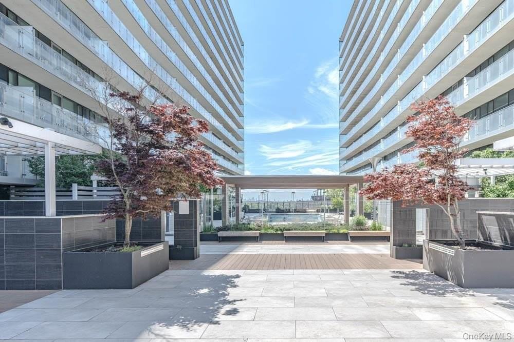 4028 College Point Blvd Apt 1505 #1505 - Photo 4 of 17