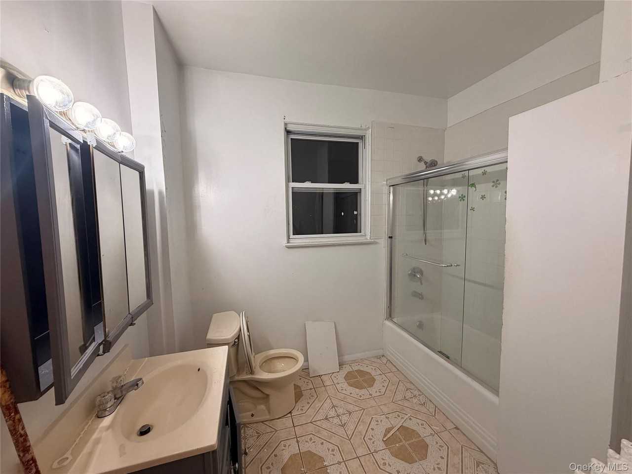 16 Wallace Ave - Photo 6 of 6