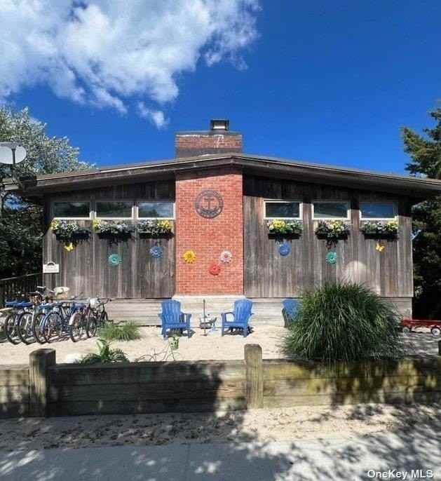 101 Bungalow Walk - Photo 2 of 21